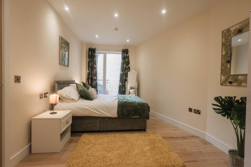 Ocean - 2 Bed Flat Sleeps 6 With Gym Access Appartamento Southampton Esterno foto
